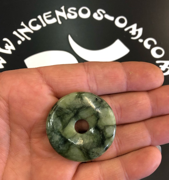 Donut Jade oscuro 3.5 cm